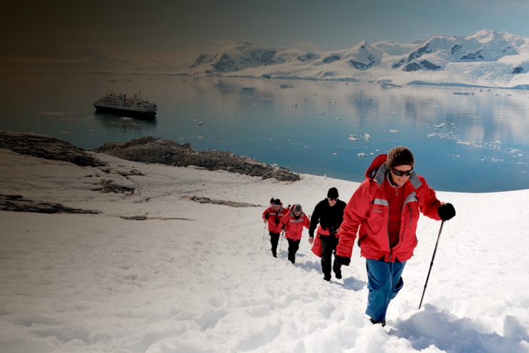 Silversea-T2-Enrichment-ExpeditionTeam